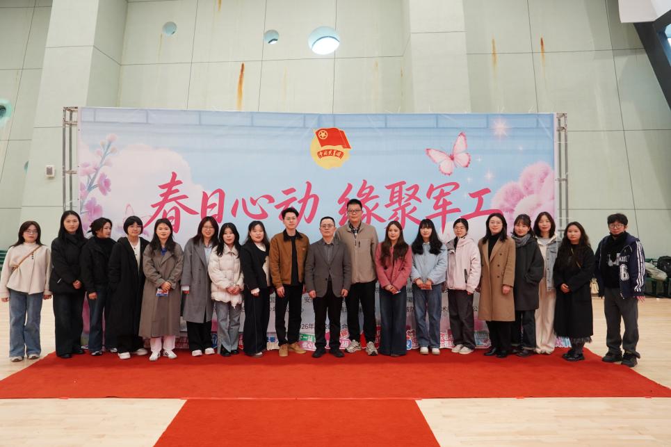 0d43486c74578f1cad25d6d26287e762